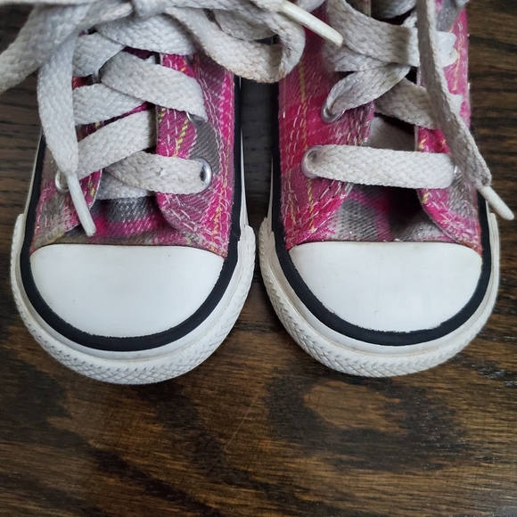 Converse Pink Plaid Hightop Sneakers Size Infant 3 - Picture 3 of 6